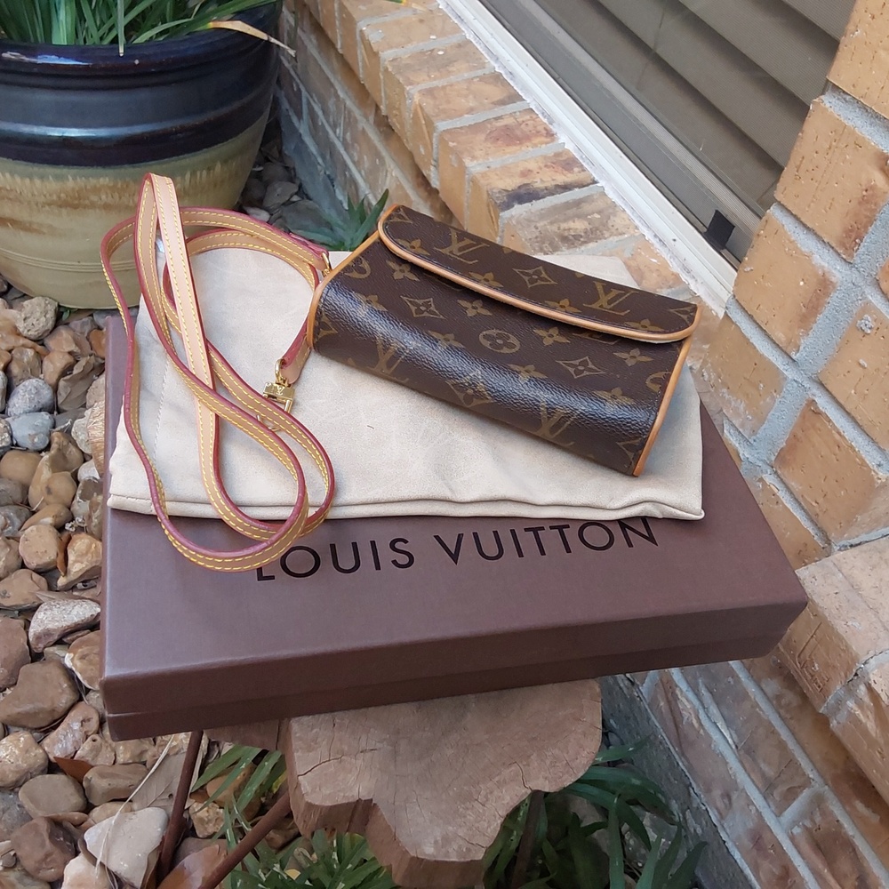 LOUIS VUITTON, With New Chain. Clean And Ready For New Home.